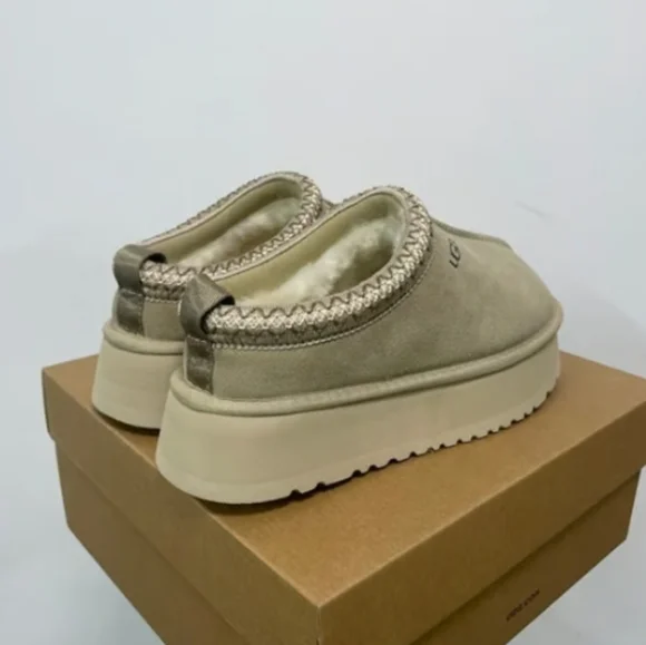 UGG Tazz Platform Slippers